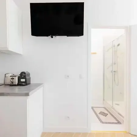 Apartment Charming Near Gare De L'est